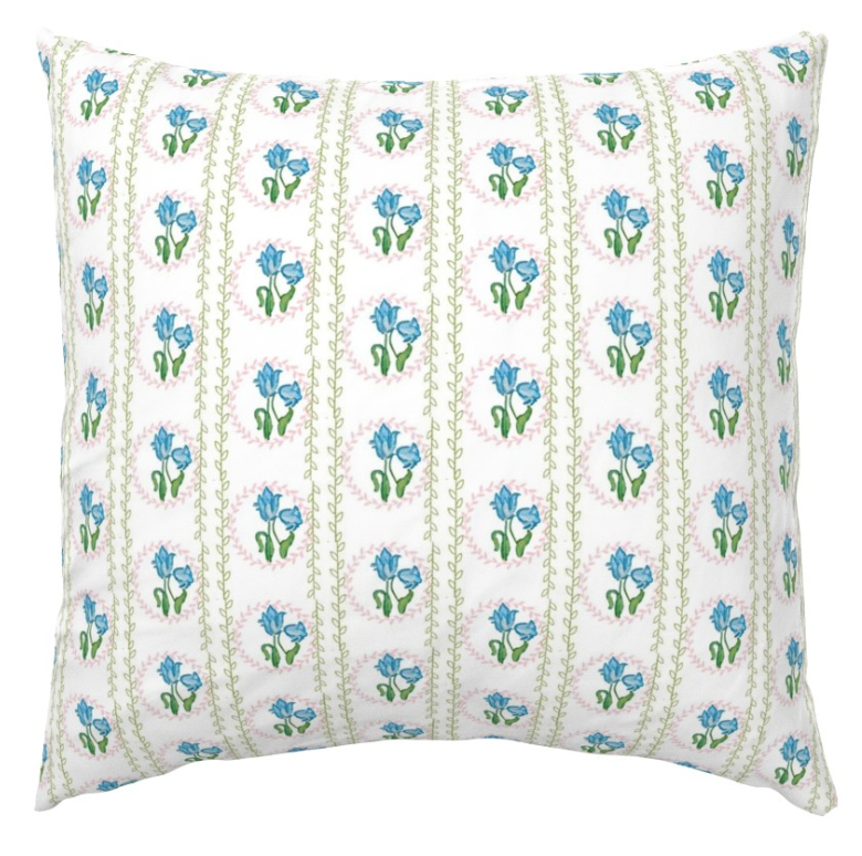 Lilly Pillow Collection